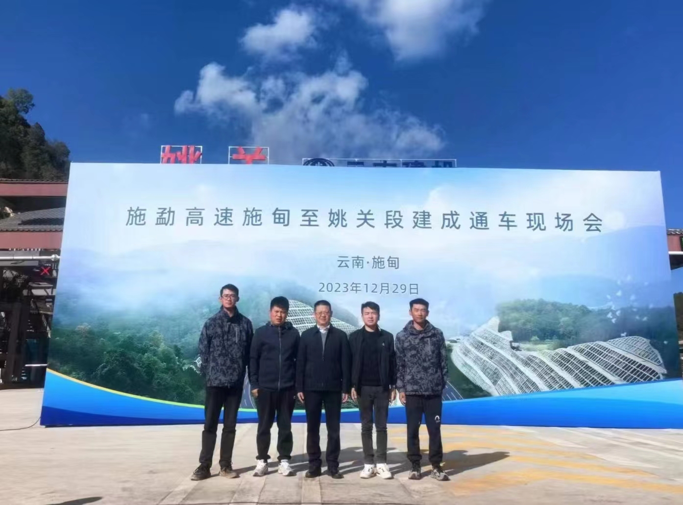 1703856257596691.jpg 1703856257596691.jpg